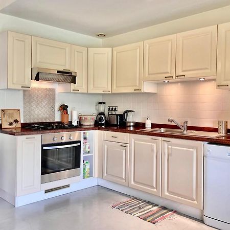 Vaiava Beach Carlton- Tahiti - Beachfront Luxury Residence & Pool - 4 Pers Punaauia  Ngoại thất bức ảnh